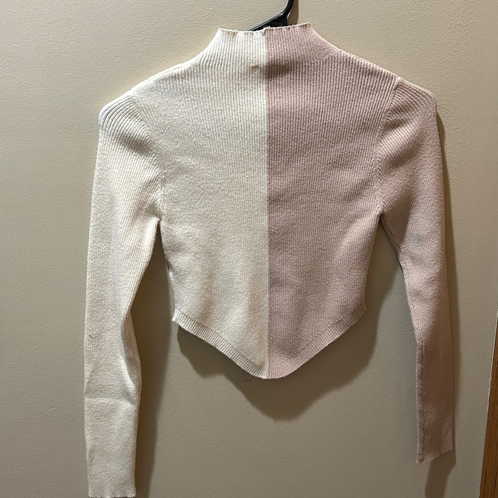 Mimosa Cropped Ribbed Two-Tone Sweater - Picture 3 of 3